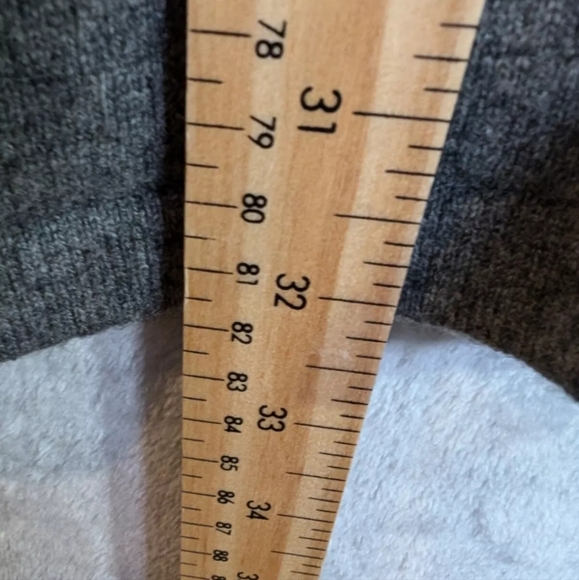 Vince 100% Cashmere short sleeve cardigan - Picture 10 of 11